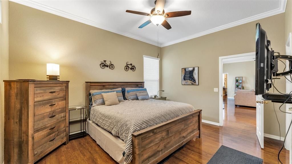 En Venta: $324,999 (3 camas, 2 baños, 1558 Pies cuadrados)