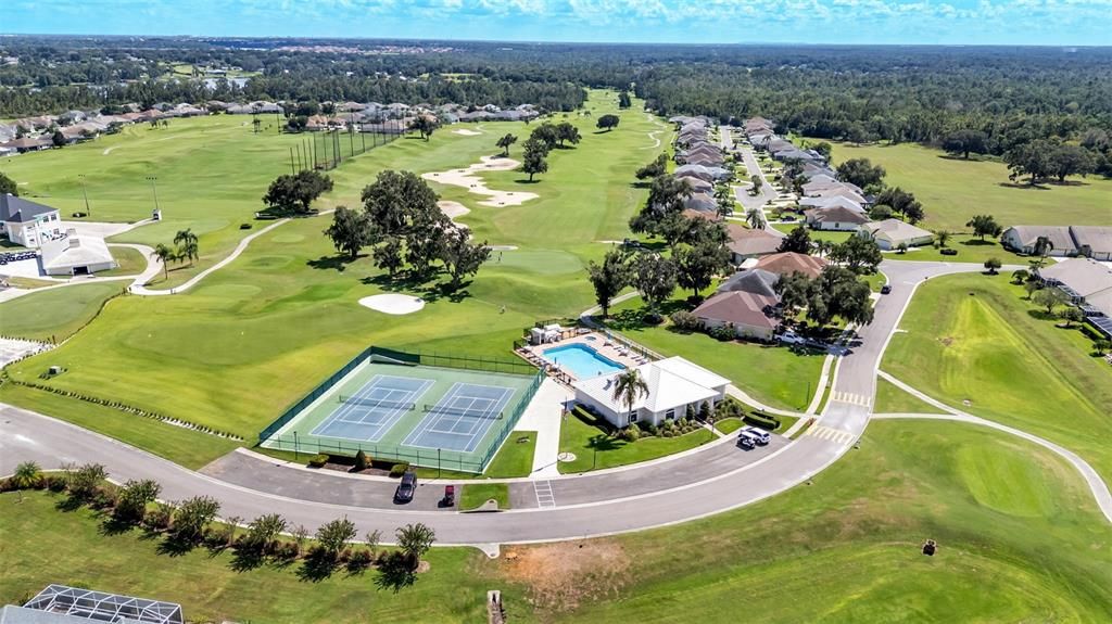 En Venta: $324,999 (3 camas, 2 baños, 1558 Pies cuadrados)