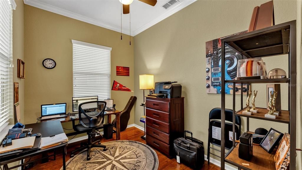 En Venta: $324,999 (3 camas, 2 baños, 1558 Pies cuadrados)