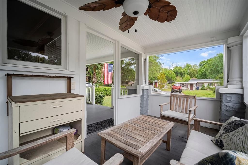 待售: $765,000 (5 贝兹, 0 浴室, 1834 平方英尺)