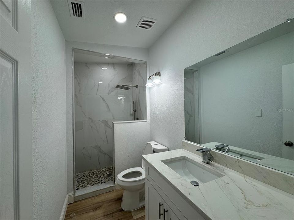 For Sale: $615,000 (5 beds, 4 baths, 2425 Square Feet)