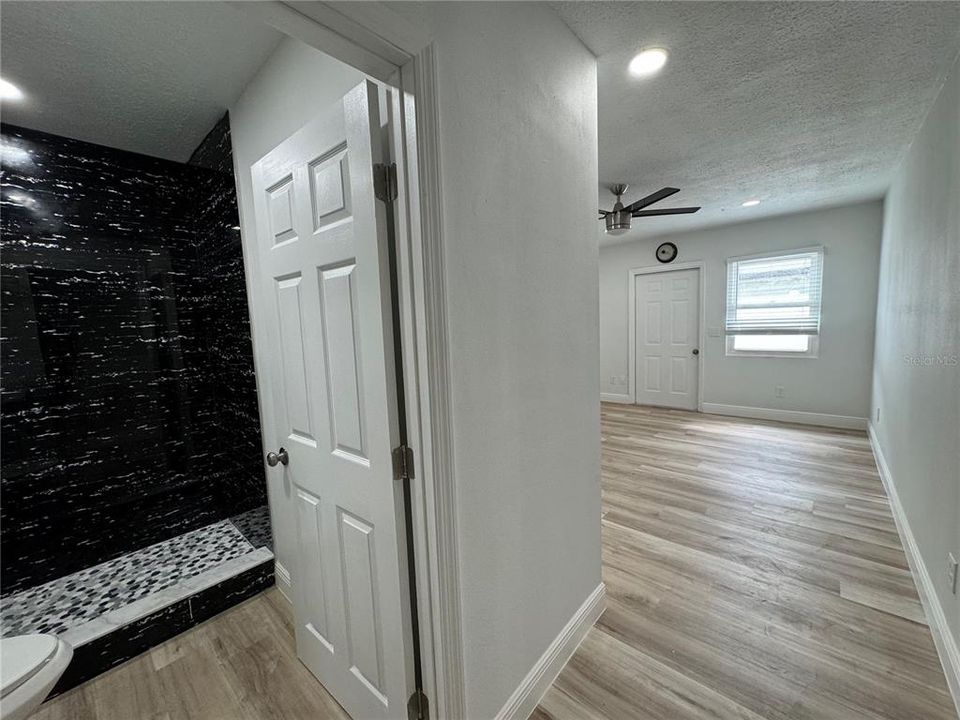 For Sale: $615,000 (5 beds, 4 baths, 2425 Square Feet)