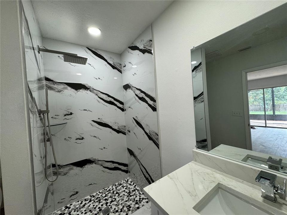 For Sale: $615,000 (5 beds, 4 baths, 2425 Square Feet)