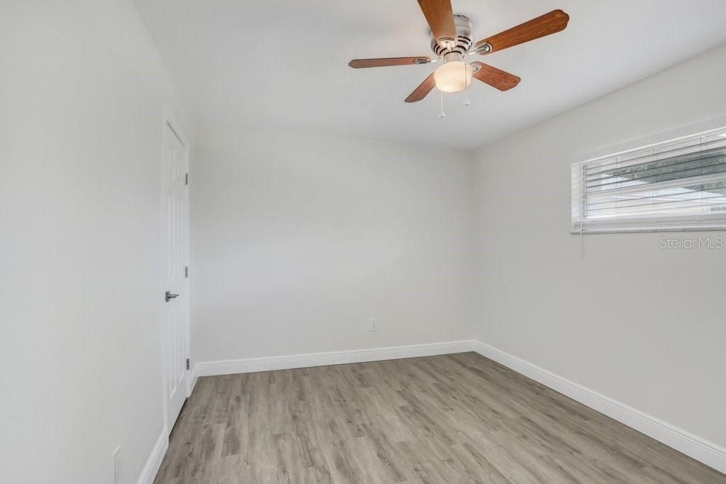 En Venta: $575,000 (4 camas, 0 baños, 1996 Pies cuadrados)