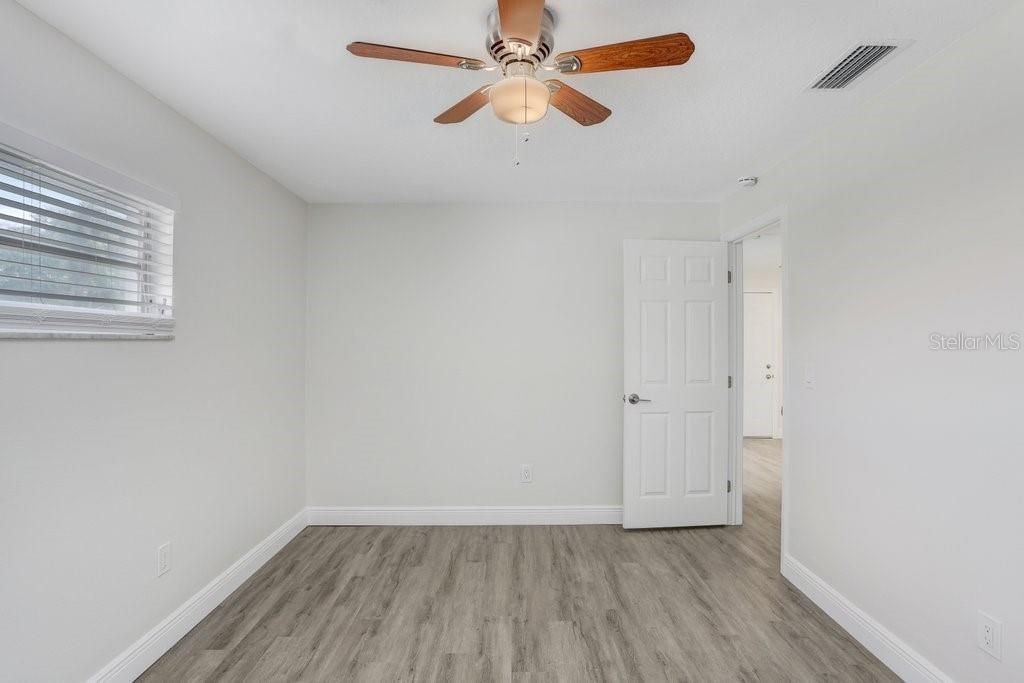 En Venta: $575,000 (4 camas, 0 baños, 1996 Pies cuadrados)