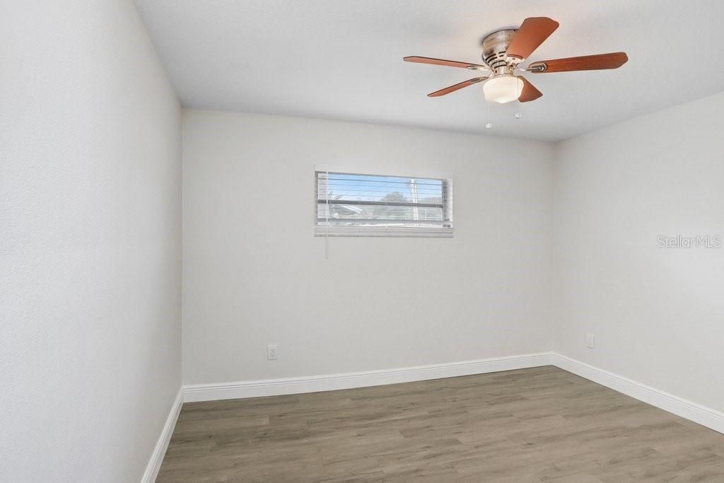 En Venta: $575,000 (4 camas, 0 baños, 1996 Pies cuadrados)