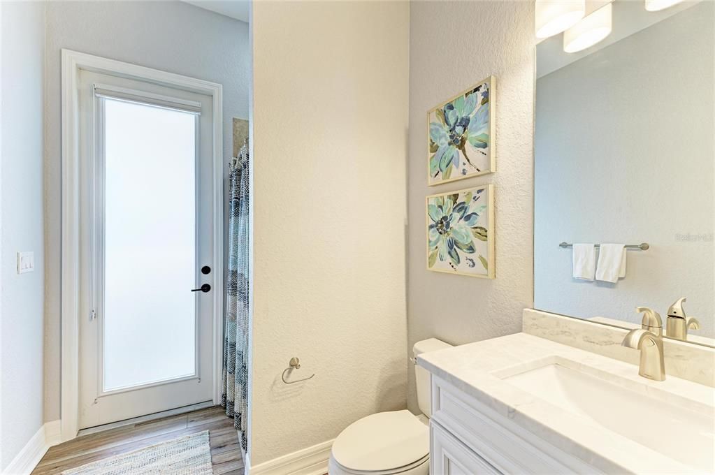 En Venta: $1,195,000 (4 camas, 3 baños, 2543 Pies cuadrados)