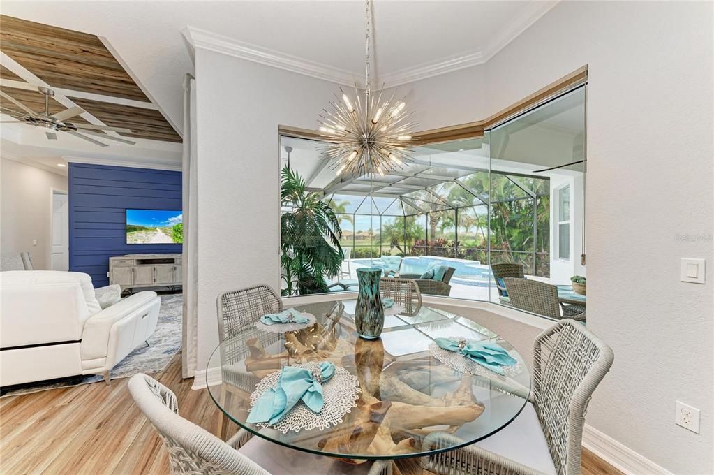 En Venta: $1,195,000 (4 camas, 3 baños, 2543 Pies cuadrados)