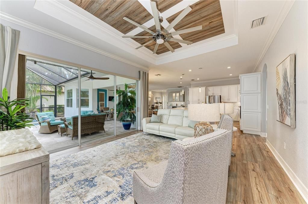 En Venta: $1,195,000 (4 camas, 3 baños, 2543 Pies cuadrados)