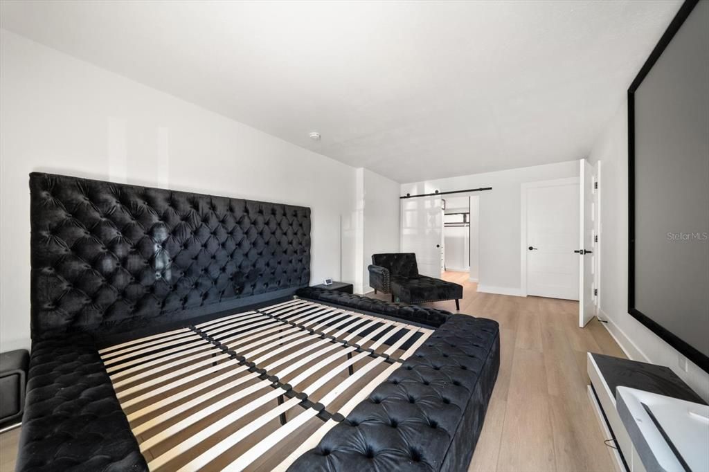 На продажу: $549,000 (3 спален, 2 ванн, 1950 Квадратных фут)