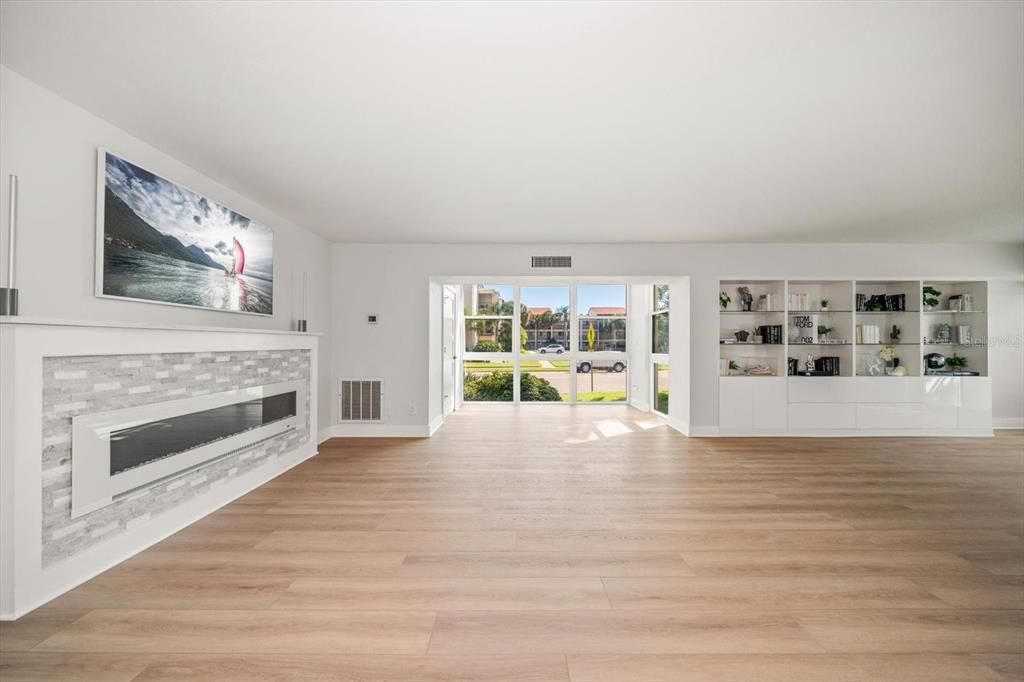 На продажу: $549,000 (3 спален, 2 ванн, 1950 Квадратных фут)