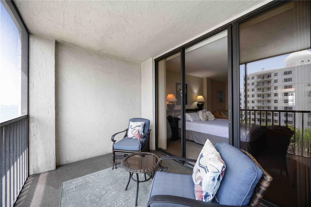 For Rent: $4,900 (2 beds, 2 baths, 1380 Square Feet)