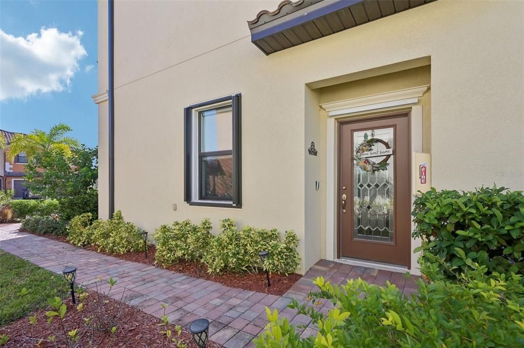 На продажу: $334,900 (3 спален, 2 ванн, 1949 Квадратных фут)