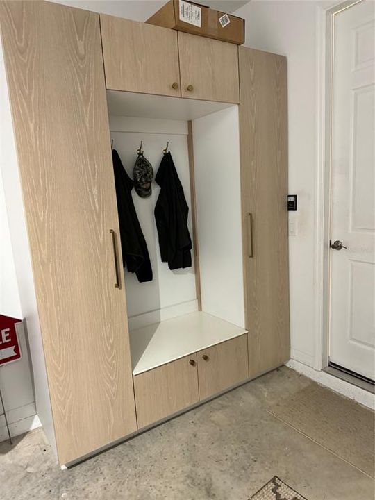 Activo con contrato: $539,900 (4 camas, 2 baños, 2196 Pies cuadrados)