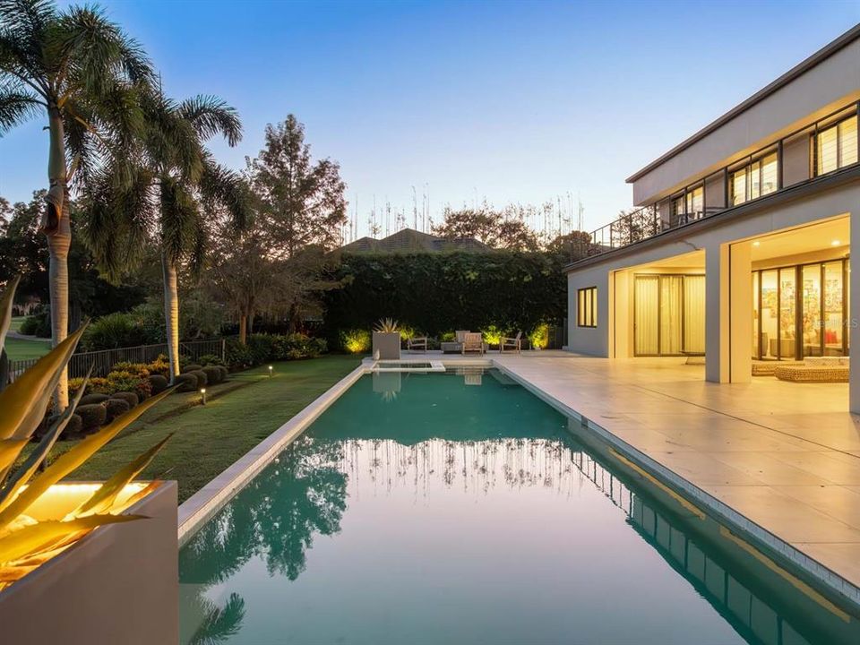 Active With Contract: $3,100,000 (5 beds, 6 baths, 4412 Square Feet)