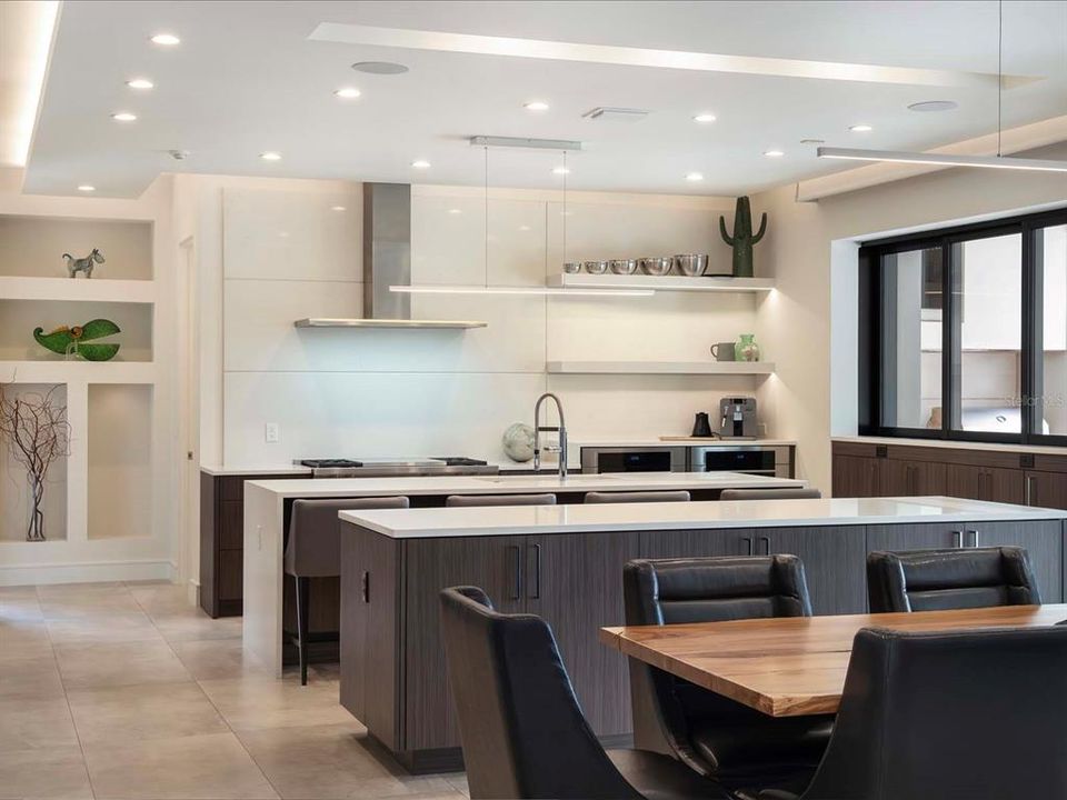 Active With Contract: $3,100,000 (5 beds, 6 baths, 4412 Square Feet)