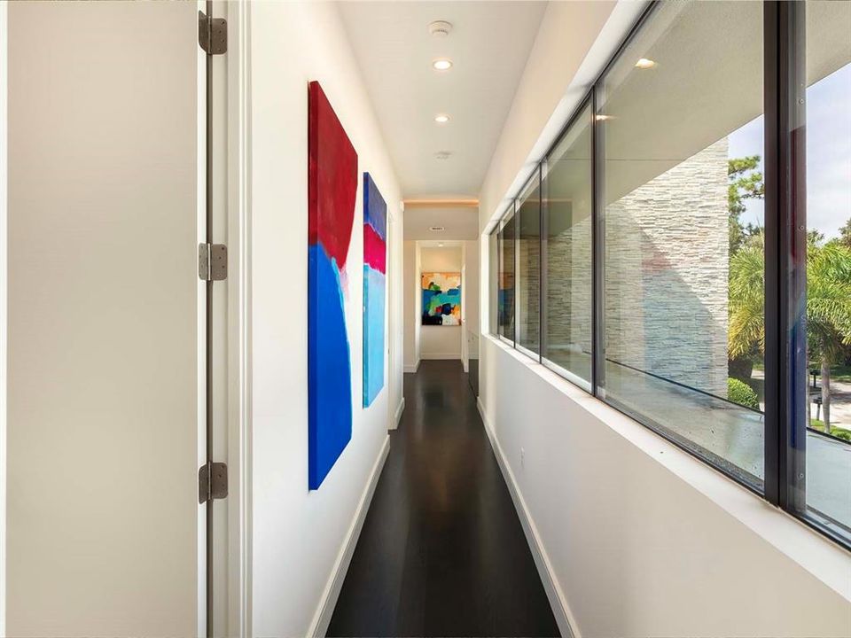 Active With Contract: $3,100,000 (5 beds, 6 baths, 4412 Square Feet)