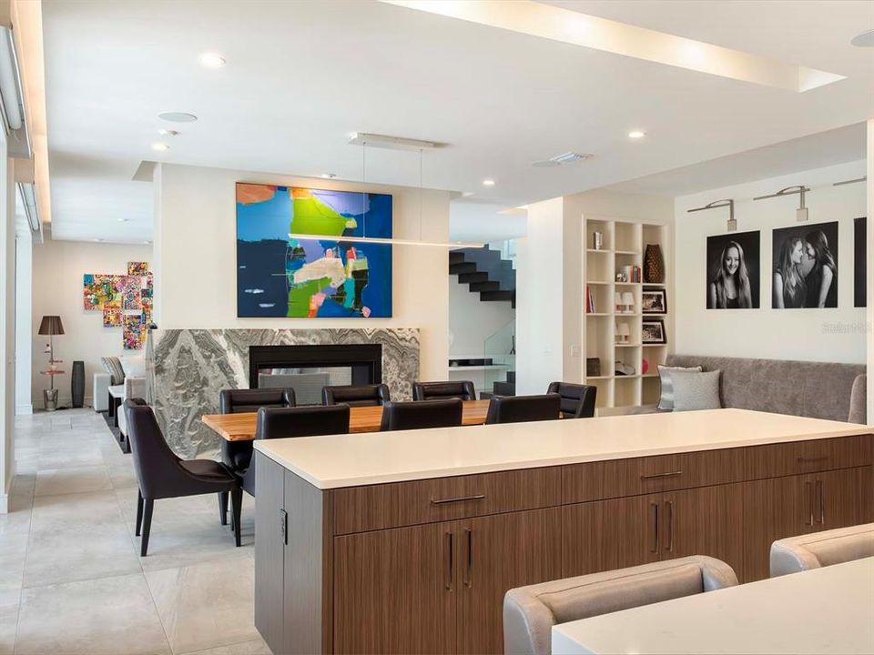 Active With Contract: $3,100,000 (5 beds, 6 baths, 4412 Square Feet)