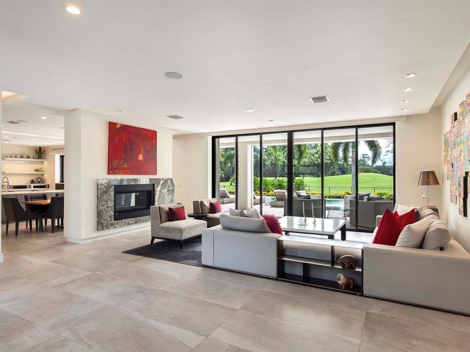Active With Contract: $3,100,000 (5 beds, 6 baths, 4412 Square Feet)