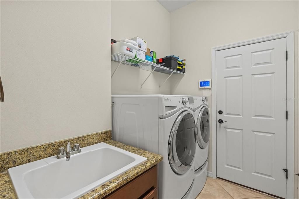 На продажу: $799,900 (4 спален, 3 ванн, 3238 Квадратных фут)