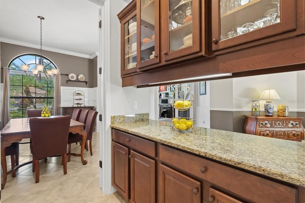 На продажу: $799,900 (4 спален, 3 ванн, 3238 Квадратных фут)