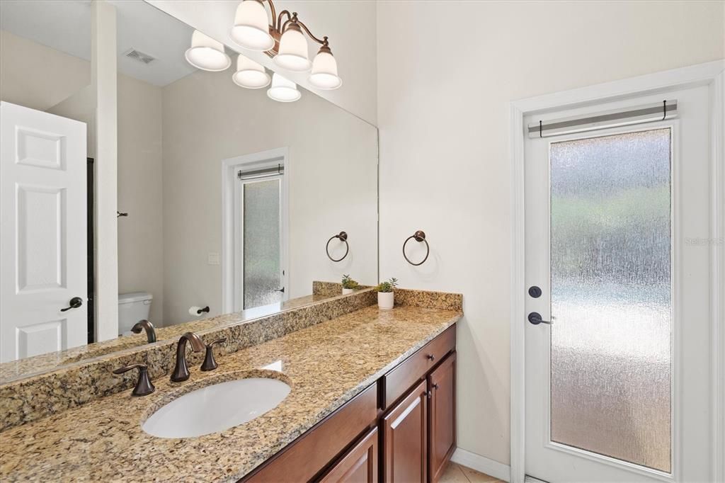 На продажу: $799,900 (4 спален, 3 ванн, 3238 Квадратных фут)