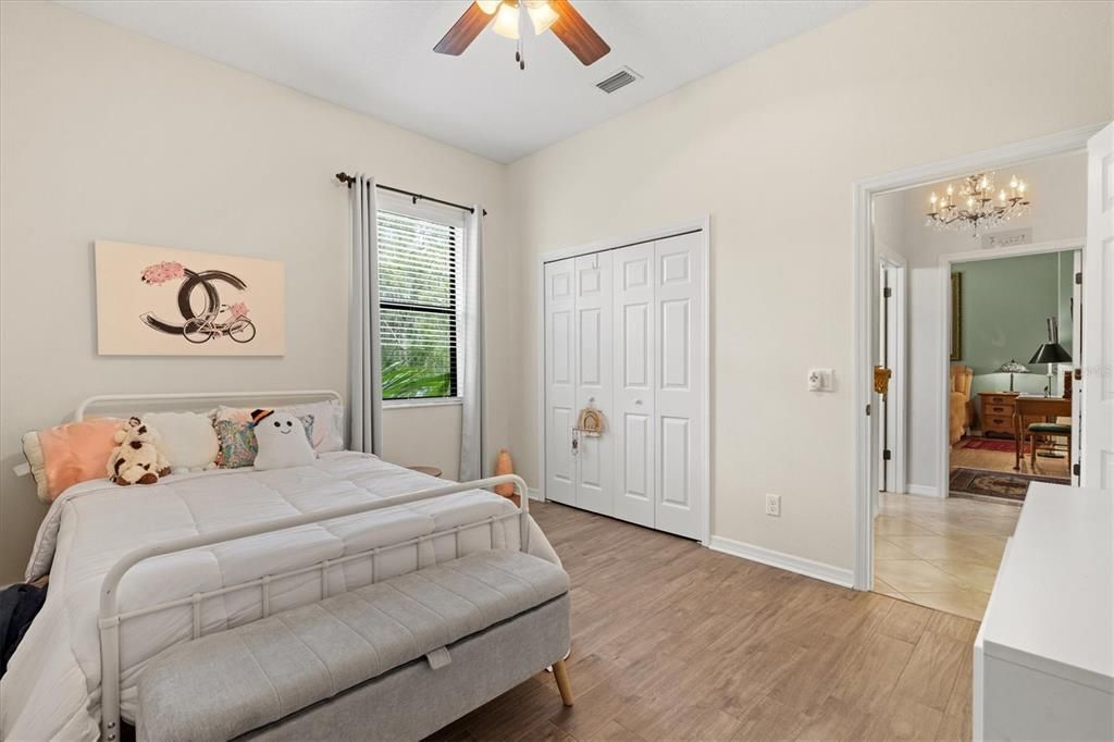 На продажу: $799,900 (4 спален, 3 ванн, 3238 Квадратных фут)