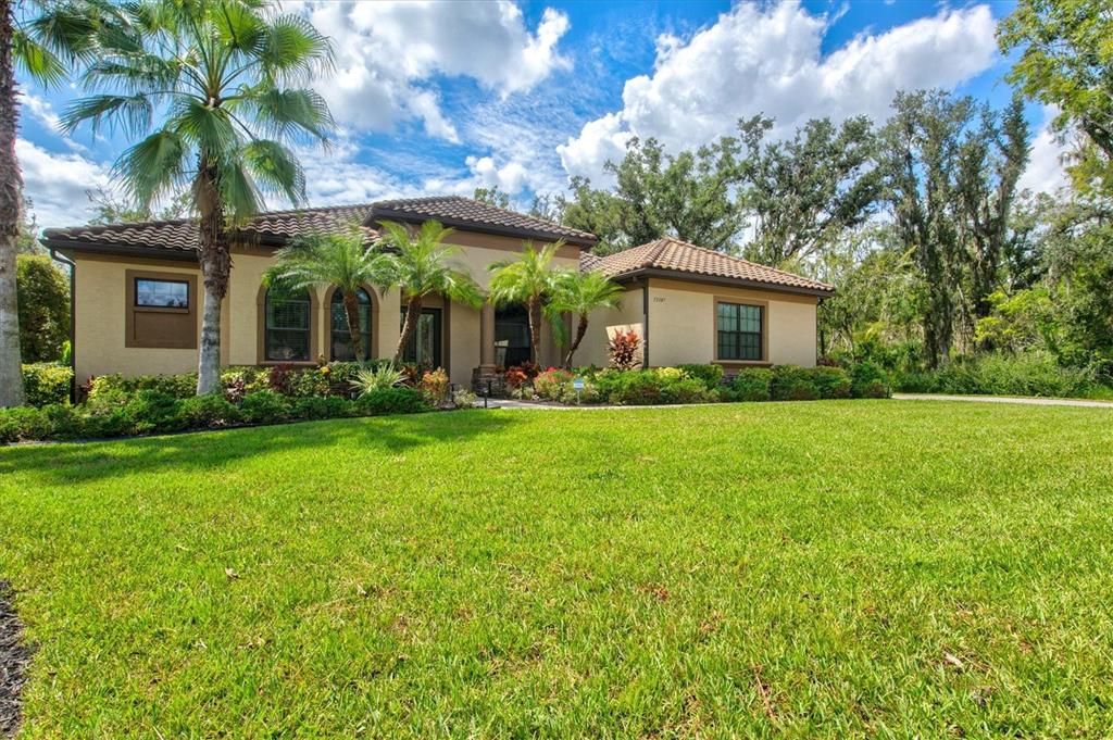 На продажу: $799,900 (4 спален, 3 ванн, 3238 Квадратных фут)