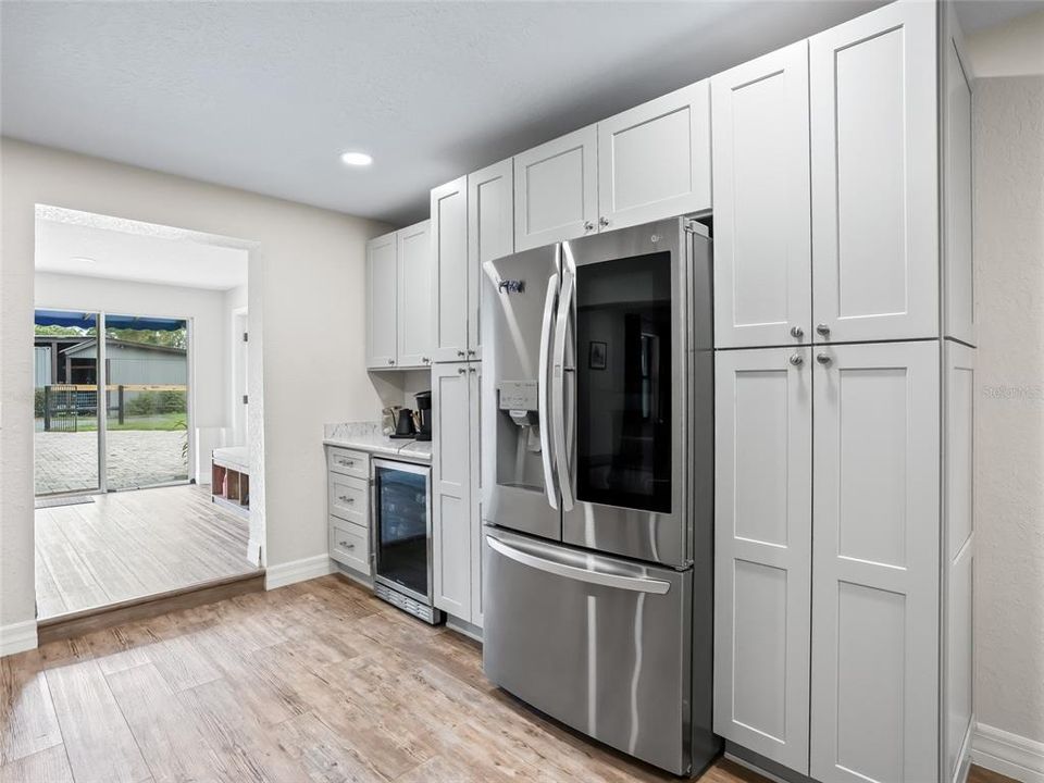 待售: $950,000 (7 贝兹, 2 浴室, 3064 平方英尺)