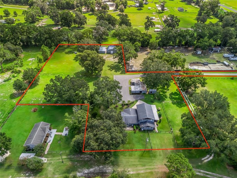 待售: $950,000 (7 贝兹, 2 浴室, 3064 平方英尺)