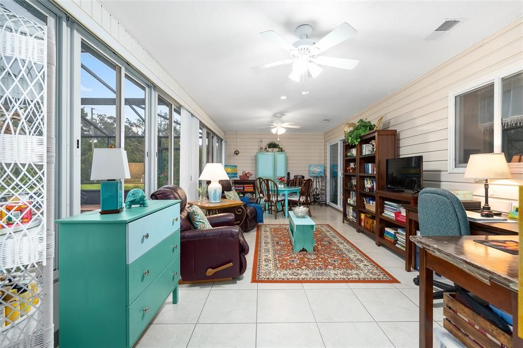 For Sale: $329,900 (2 beds, 2 baths, 1678 Square Feet)