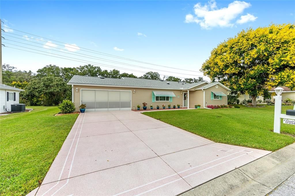 For Sale: $329,900 (2 beds, 2 baths, 1678 Square Feet)