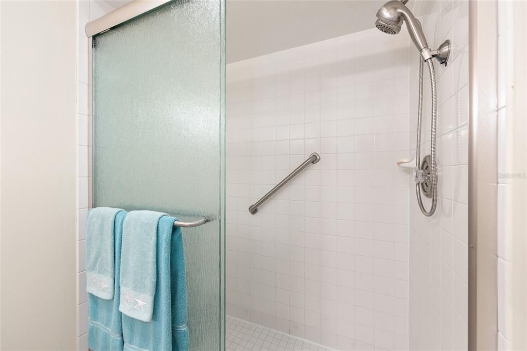 For Sale: $329,900 (2 beds, 2 baths, 1678 Square Feet)