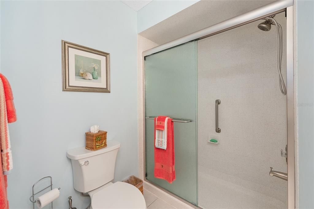 For Sale: $329,900 (2 beds, 2 baths, 1678 Square Feet)