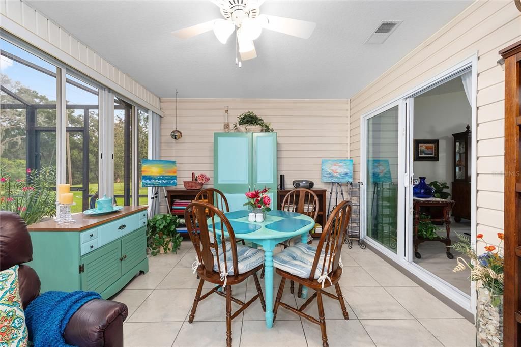 For Sale: $329,900 (2 beds, 2 baths, 1678 Square Feet)