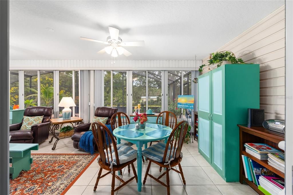 For Sale: $329,900 (2 beds, 2 baths, 1678 Square Feet)