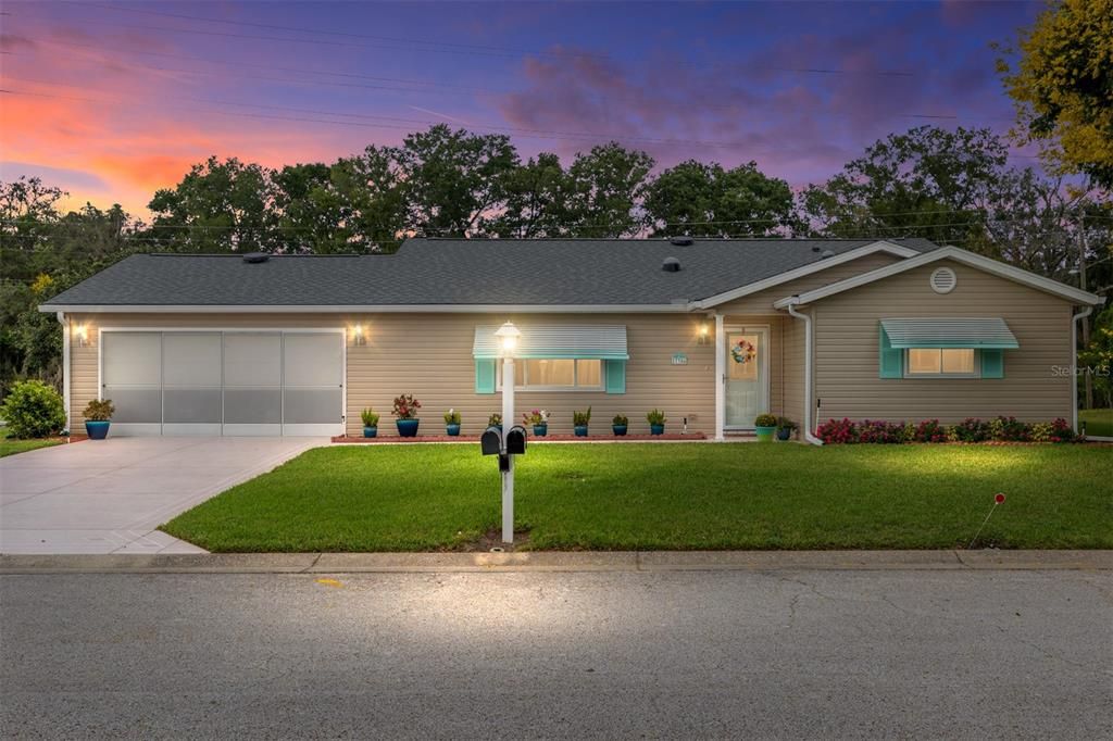 For Sale: $329,900 (2 beds, 2 baths, 1678 Square Feet)