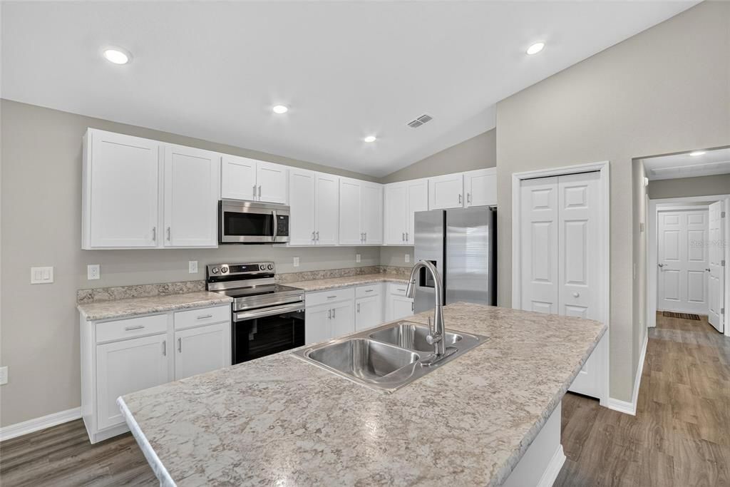 En Venta: $332,000 (3 camas, 2 baños, 1492 Pies cuadrados)