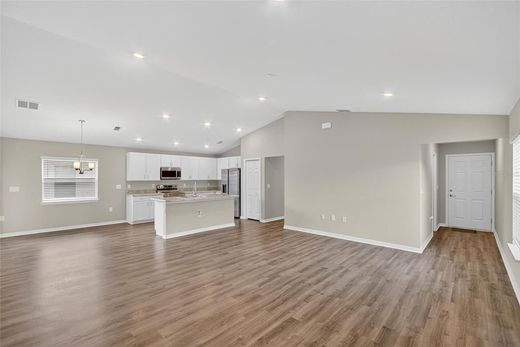 En Venta: $332,000 (3 camas, 2 baños, 1492 Pies cuadrados)