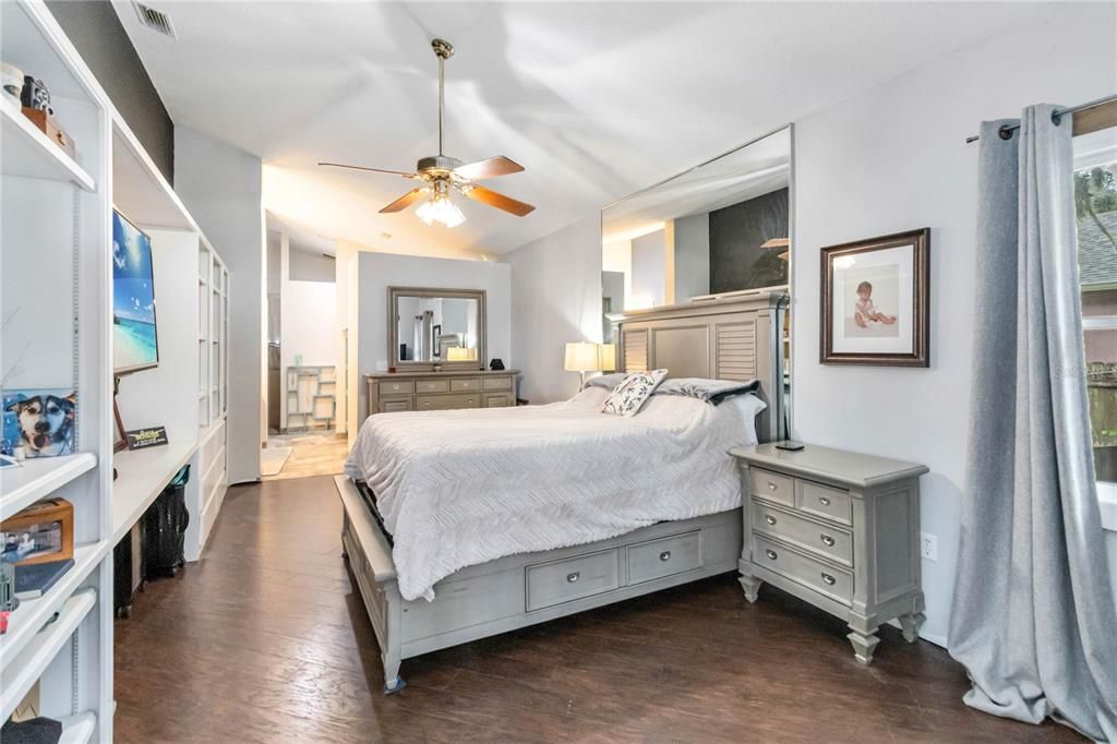 待售: $785,000 (3 贝兹, 2 浴室, 2520 平方英尺)