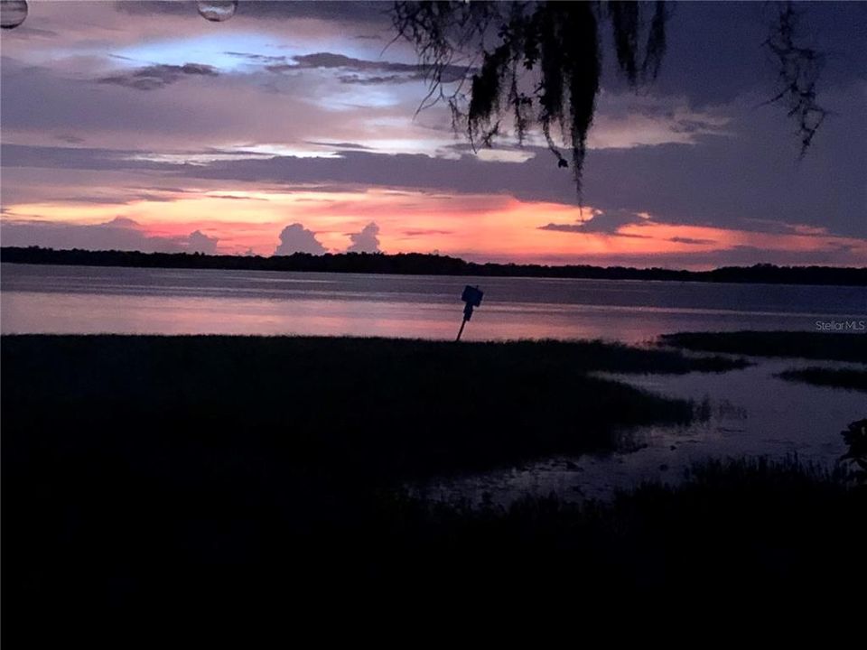 待售: $785,000 (3 贝兹, 2 浴室, 2520 平方英尺)