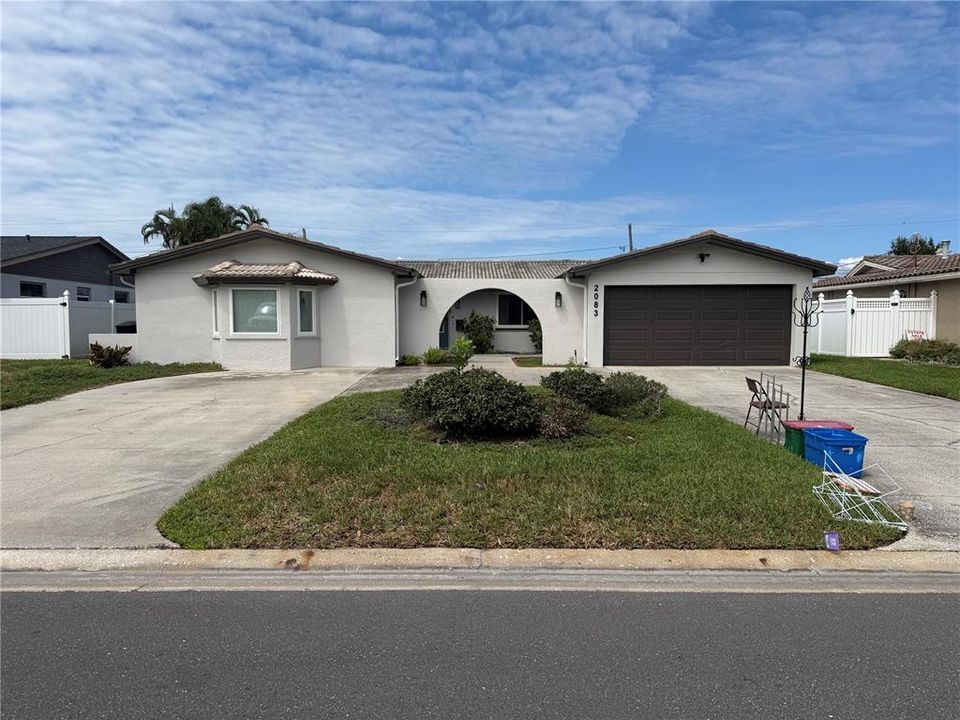 Vendido Recientemente: $290,000 (3 camas, 2 baños, 1859 Pies cuadrados)