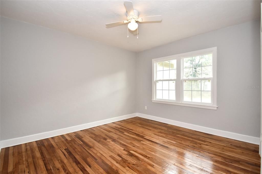 En Renta: $1,100 (2 camas, 1 baños, 800 Pies cuadrados)