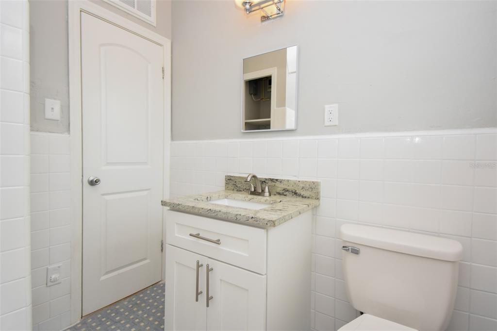 En Renta: $1,100 (2 camas, 1 baños, 800 Pies cuadrados)