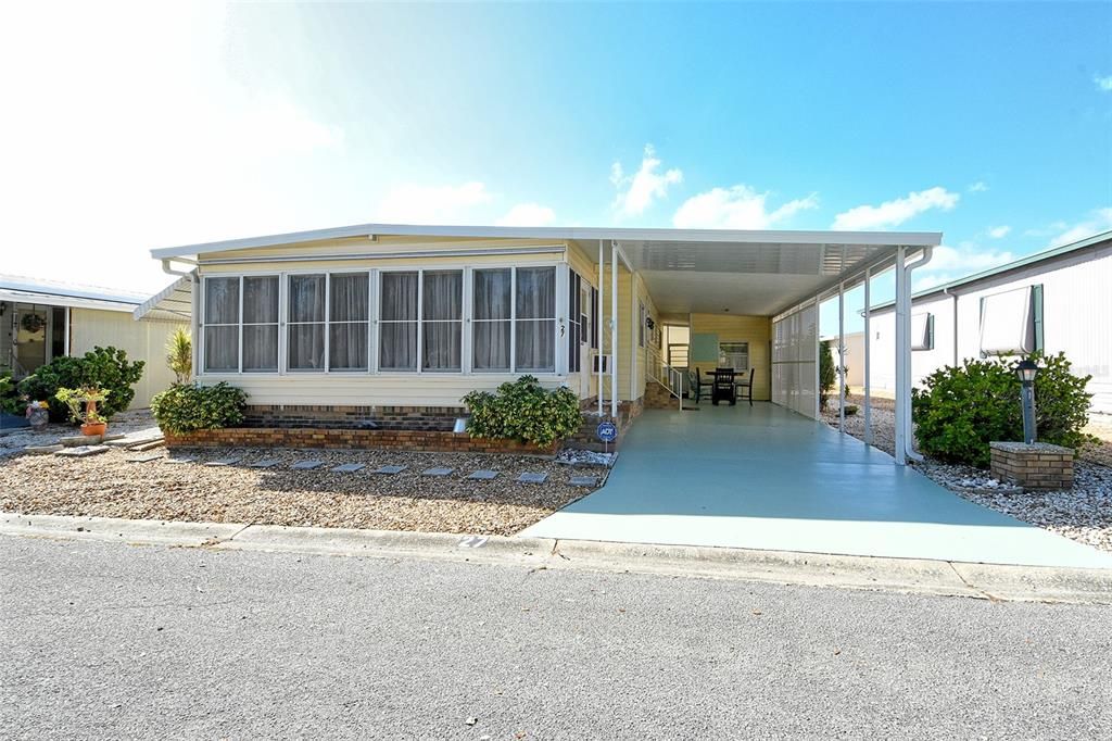 Recently Sold: $169,900 (2 beds, 2 baths, 1012 Square Feet)