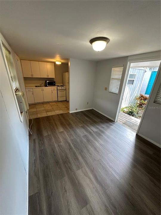 En Renta: $1,075 (1 camas, 1 baños, 400 Pies cuadrados)