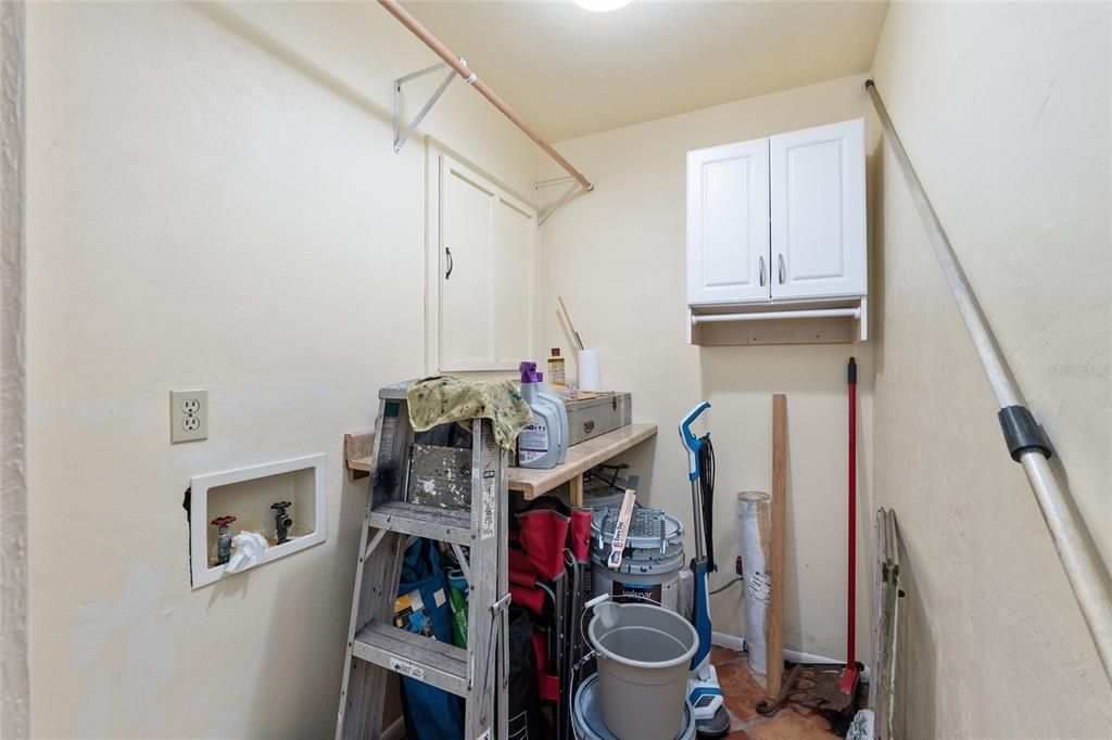 En Venta: $549,000 (4 camas, 3 baños, 2524 Pies cuadrados)