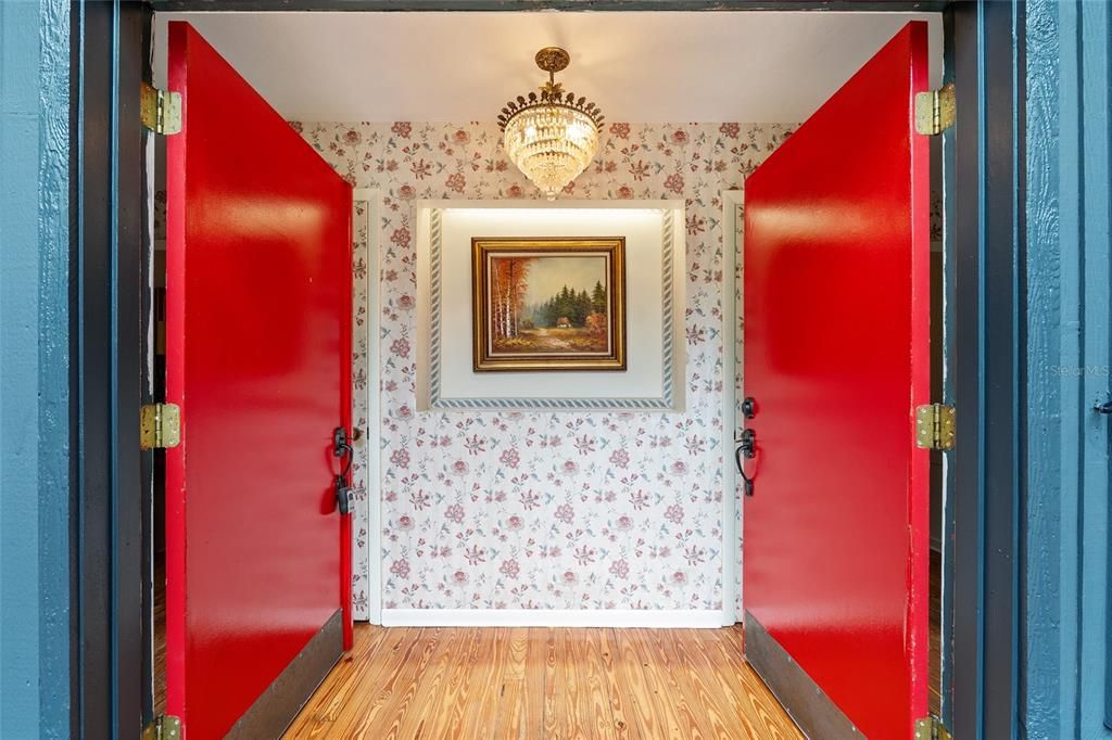 En Venta: $549,000 (4 camas, 3 baños, 2524 Pies cuadrados)