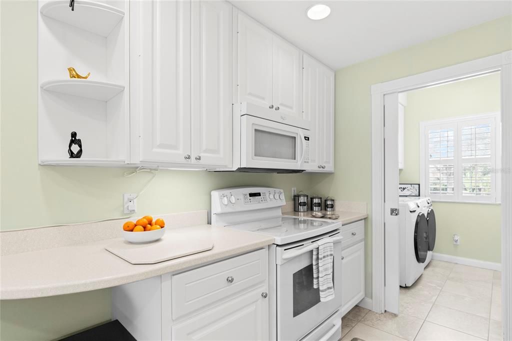 For Rent: $2,495 (3 beds, 2 baths, 1672 Square Feet)