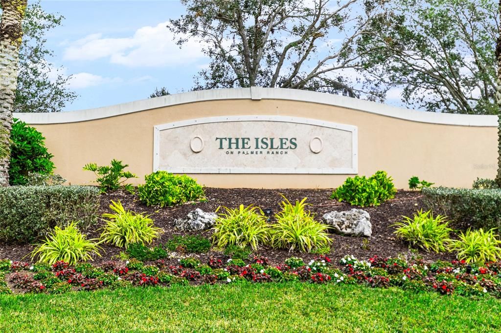 For Rent: $2,495 (3 beds, 2 baths, 1672 Square Feet)